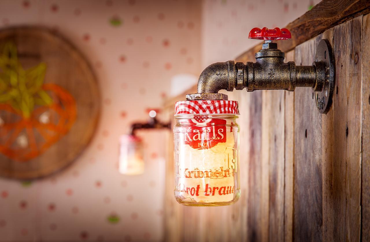 Karls Hotel ALLES PALETTI Rovershagen Exteriör bild